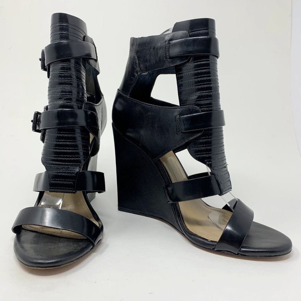 BCBGMaxAzria Lidelle Wedge